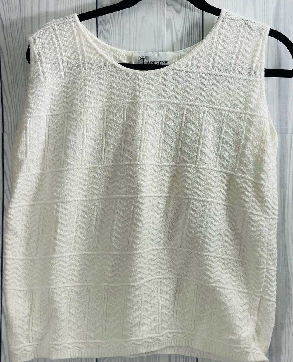 Vintage Cream Knit Tapestry Brand Sweater Vest Tank Top Size Medium (READ)